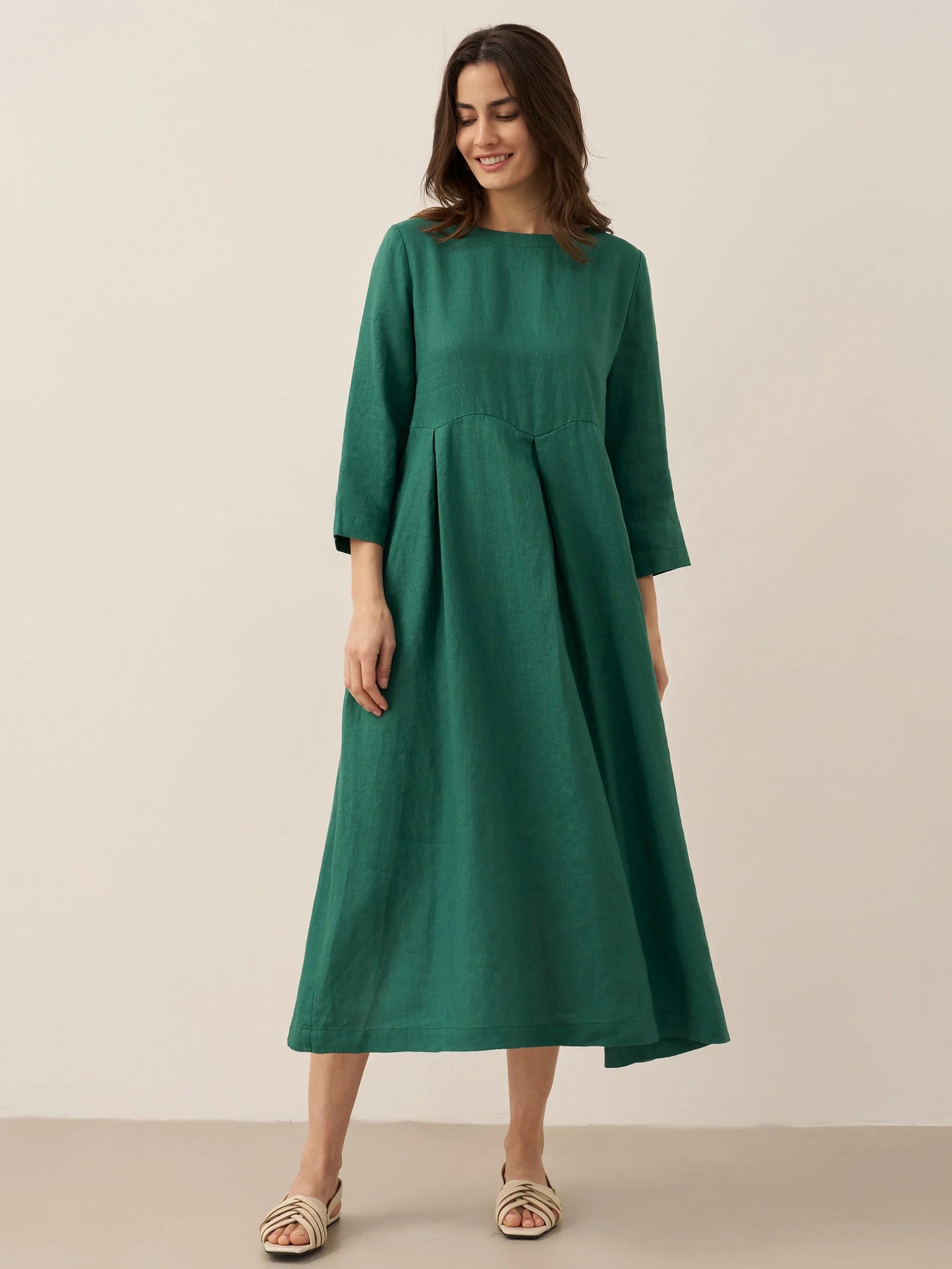 100% Linen Bateau Neck Pleated Maxi Dress - Verdant Green