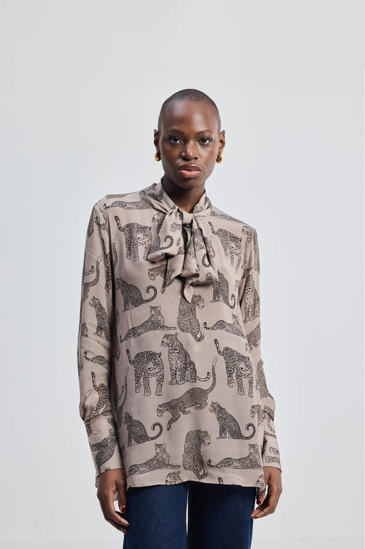 Relaxed-Fit Top with Front-tie in Animal Print