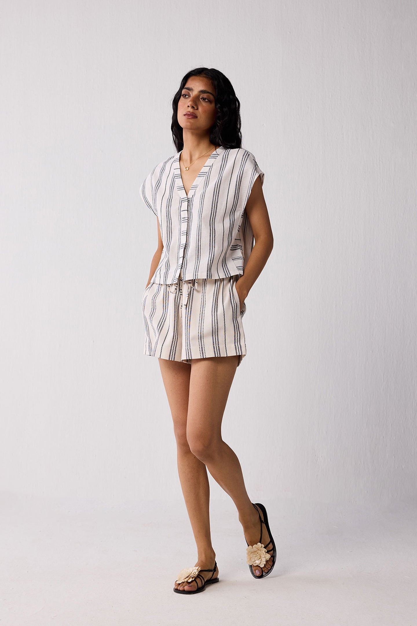 Striped Matching Set with Regular Shorts and V-neck Top